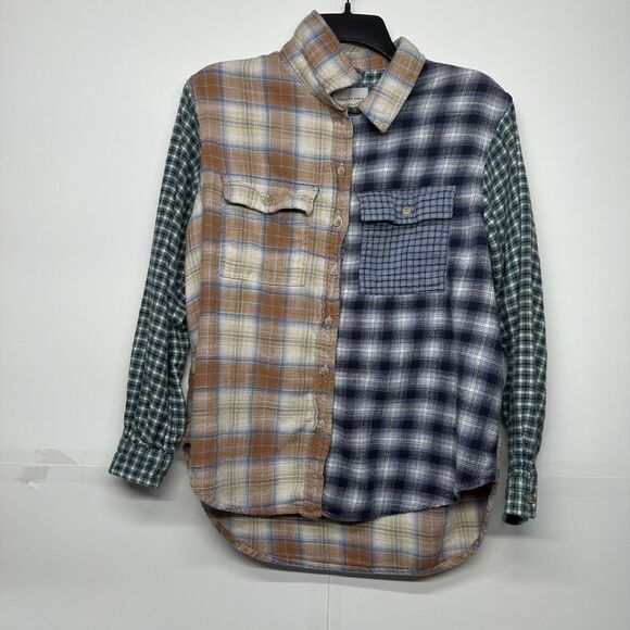 American Eagle Outfitters Tops - American Eagle Womens Multicolor Long Sleeve Button Down Shirt Size XS